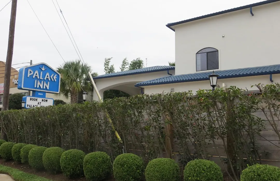 Palace Inn Blue Harwin-1