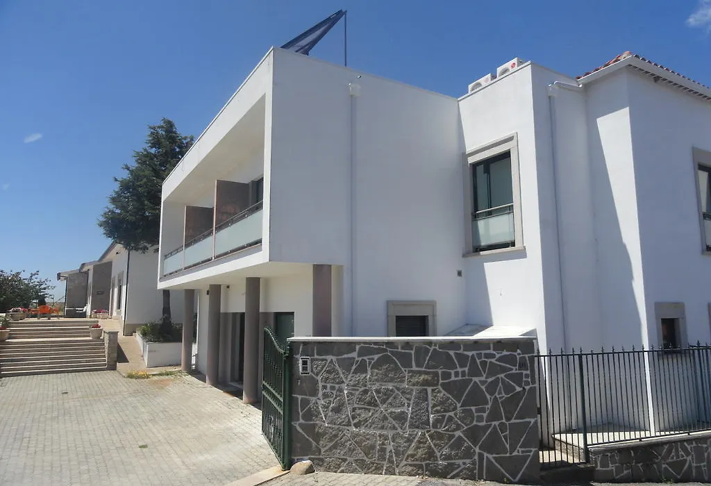 Hotel Cabeco Do Forte-1