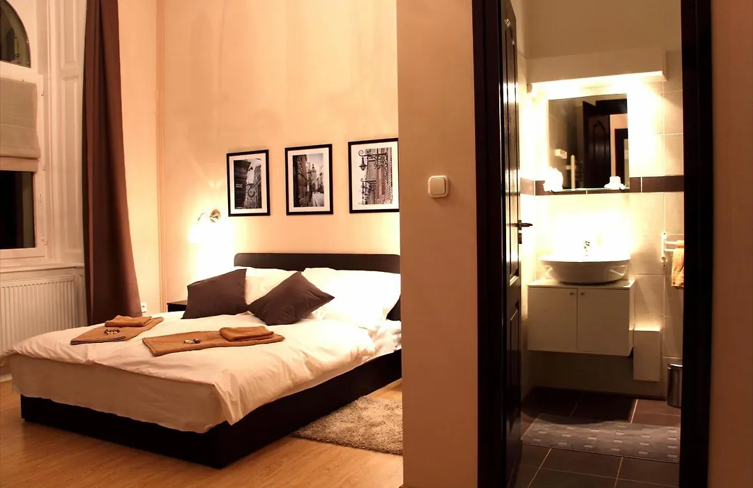 Budapest Ville Bed & Breakfast-1