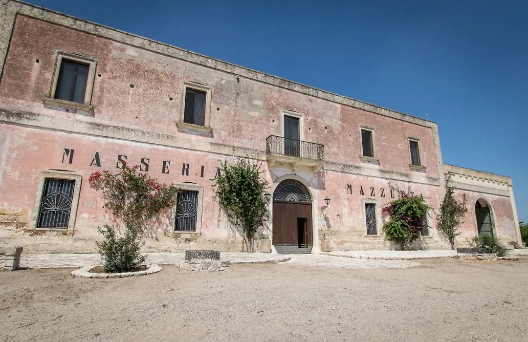 B&B Masseria Mazzetta - La Corte del Falconiere-1