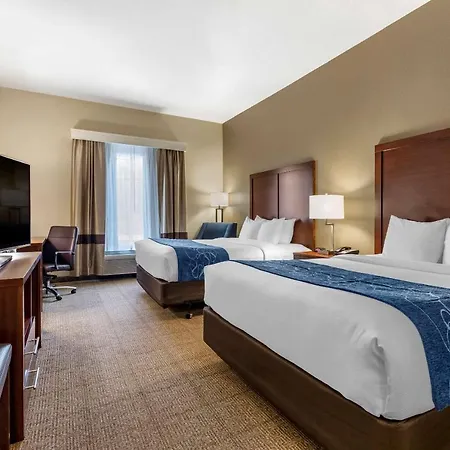 Comfort Inn & Suites Paris-2
