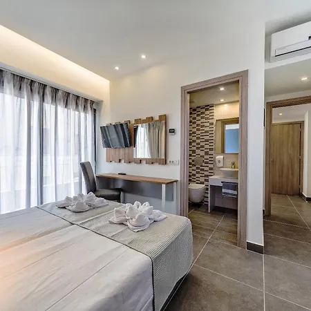 Pollis Hotel-2