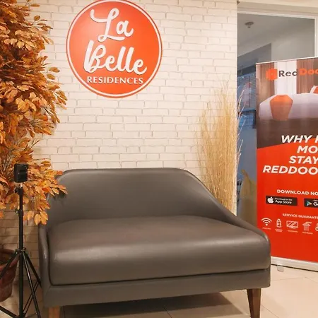 Reddoorz Plus At La Belle Residences Makati City-2