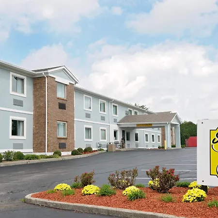 Super 8 By Wyndham Lexington Hamburg Area-3