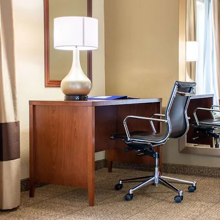 Comfort Inn Dickson-3