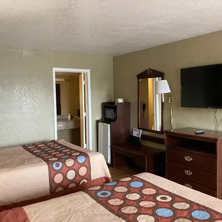 Super 8 By Wyndham Little Rock/North/Airport-2