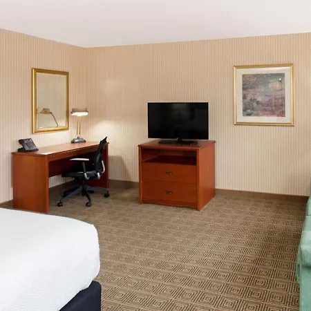 La Quinta By Wyndham Stevens Point-2