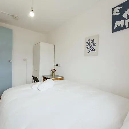 Upton Park Bedrooms 25 Min To Central London-2