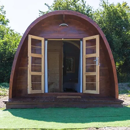The Woolpack Glamping-2