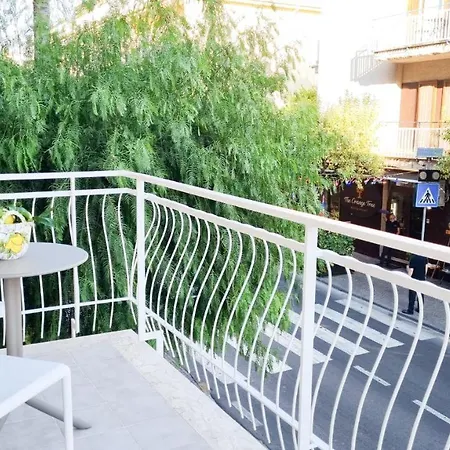 Palazzo Mauro Sorrento Luxury Rooms-2