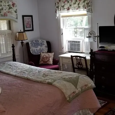 Eastgate Inn B&B-2
