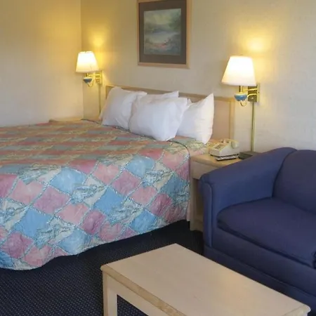 Days Inn Newport-2