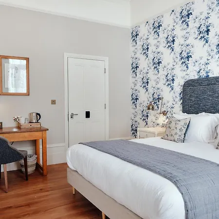 The Black Lion Pub&Boutique Guesthouse-3