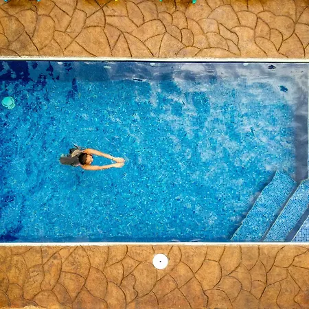 Hidden Paradise Lodge-2
