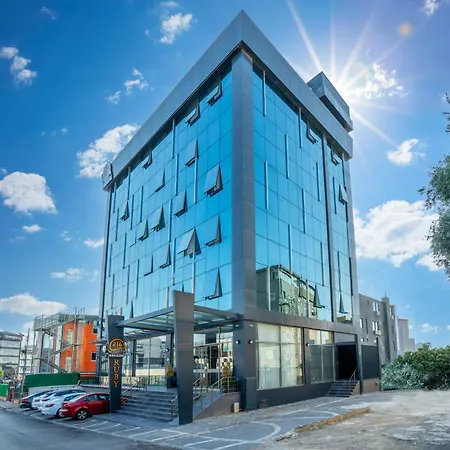 216 Ruby Suite-2