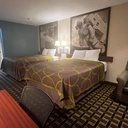 Super 8 By Wyndham Baytown I-10-3