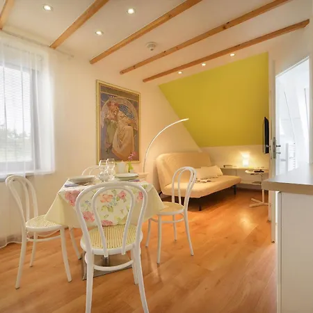A. V. Pension Praha-3