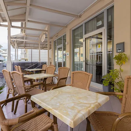 Abc Hotel-2