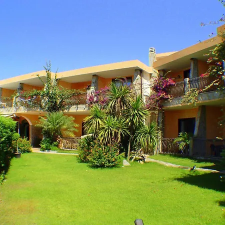 Palm Village-3