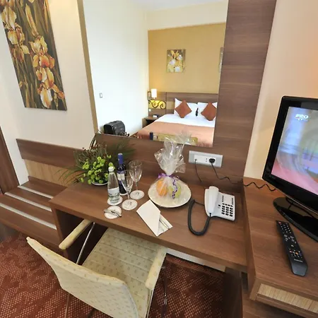 Rin Central Hotel-3
