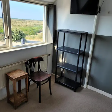 Strandhotel Terschelling B&B-3