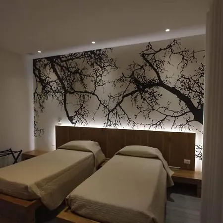 Joyce Room-2