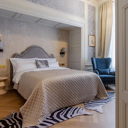 Hotel Unicus Palace Old Town - Destigo Hotels-2