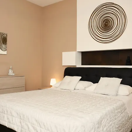HABITAT- Apartments&Rooms-2
