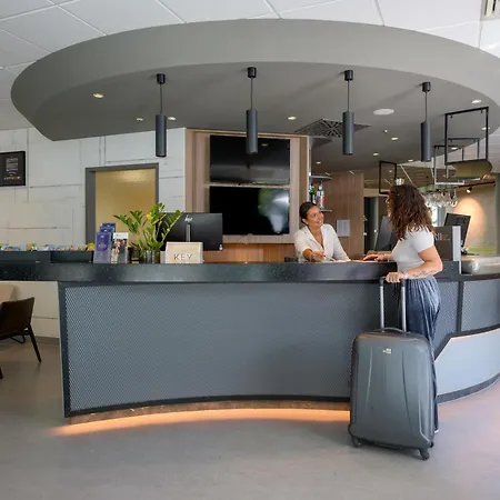 Novotel Suites Muenchen Parkstadt Schwabing-3