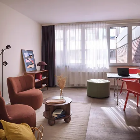 STAYERY Cologne Sülz-3