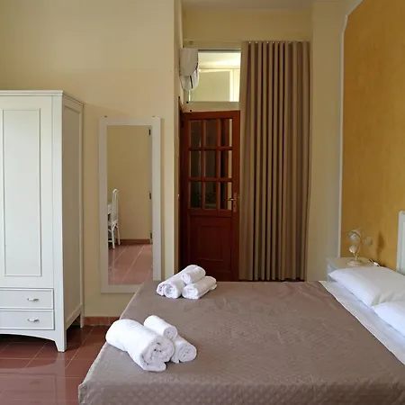 Hotel Della Piazza-3