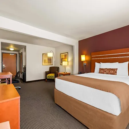 Wingate By Wyndham Calgary South-3