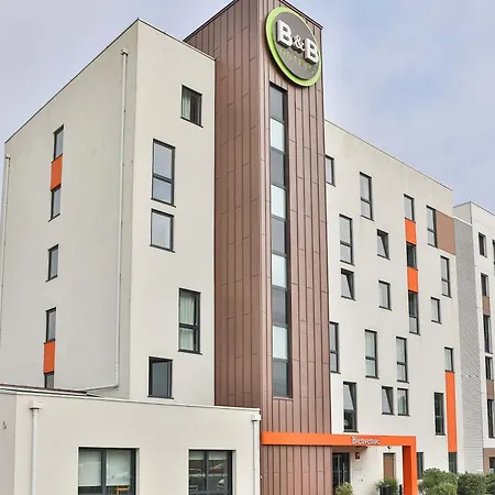 B&B HOTEL Les Herbiers-3