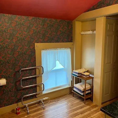 Antique Mansion B & B-3
