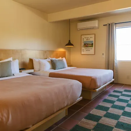 Hummingbird Inn-2