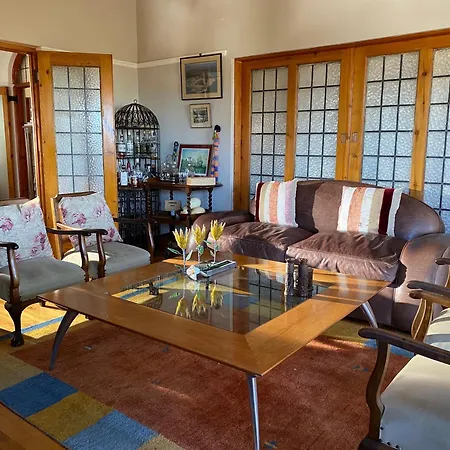 Redbourne Hilldrop Guesthouse B&B-2
