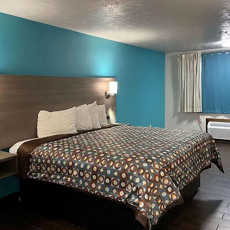 Baymont By Wyndham Bellevue - Omaha-3