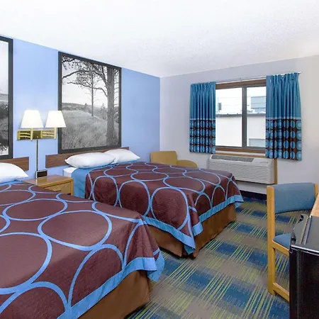 Super 8 By Wyndham Columbus-2