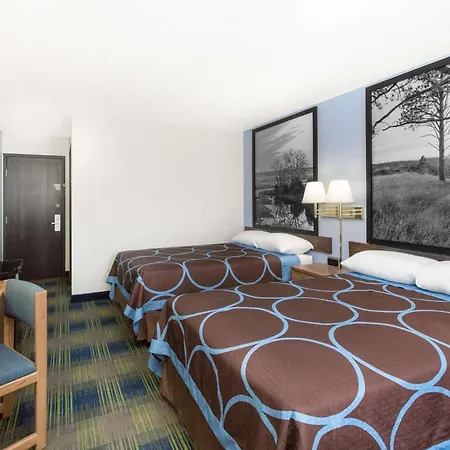 Super 8 By Wyndham Columbus-3