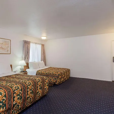 Grand Park Inn Anaheim Maingate-2