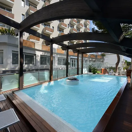 Hotel Concord - Nel Cuore Di Riccione-3