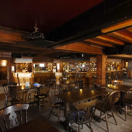 The Longboat Inn-2