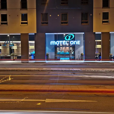 Motel One München-East Side-3