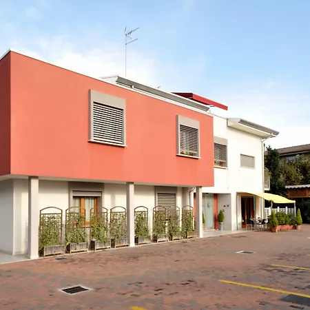 Hotel Mezzaluna-2