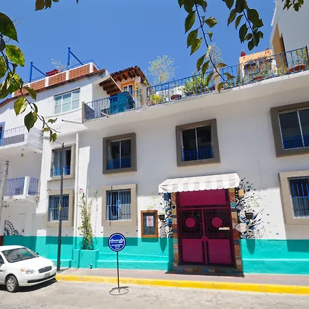 Villa Mercedes Petit Hotel-Adults Only-2