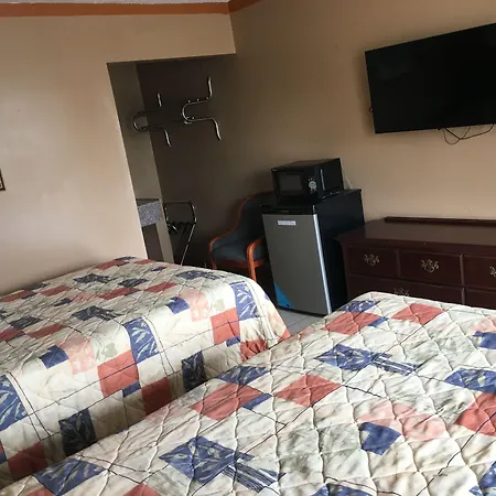 Budget Inn & Suites-3
