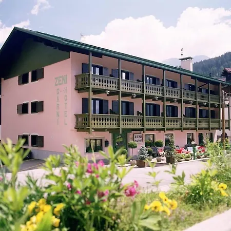 Hotel Zeni-2