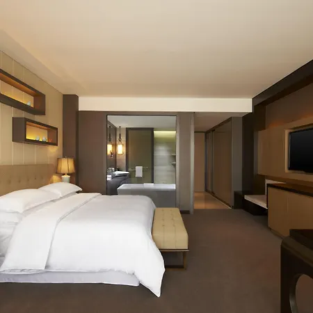 Sheraton Shanghai Waigaoqiao Hotel-2