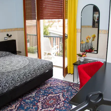Hotel Letizia-3