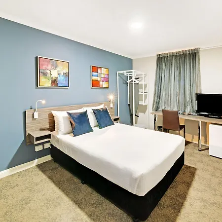 28 Hotel-3
